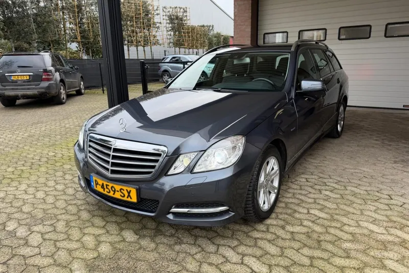 Mercedes-Benz E-Klasse (2011)