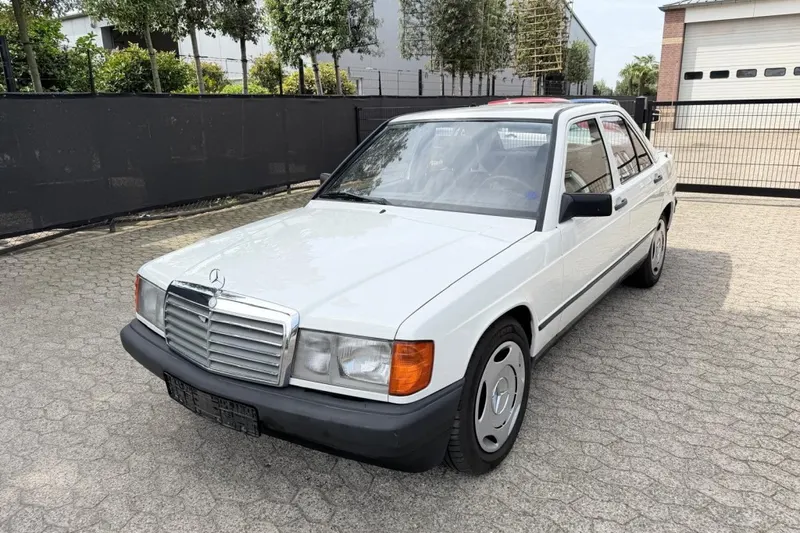 Mercedes-Benz 190-Serie (1984)