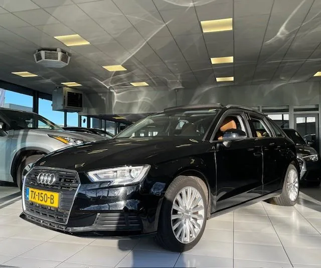 Audi A3 (2018) — foto 1