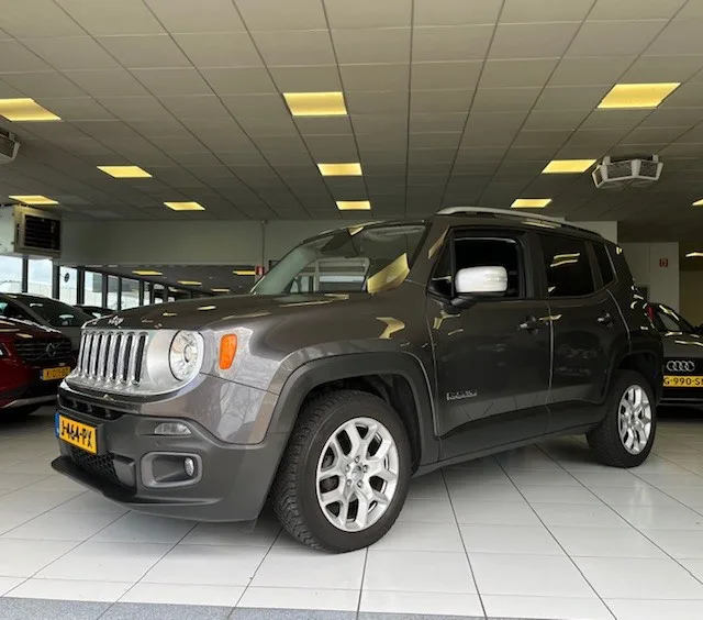 Jeep Renegade (2016) — foto 1