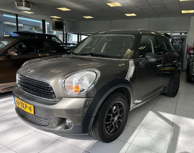 MINI Countryman (2012) — foto 1