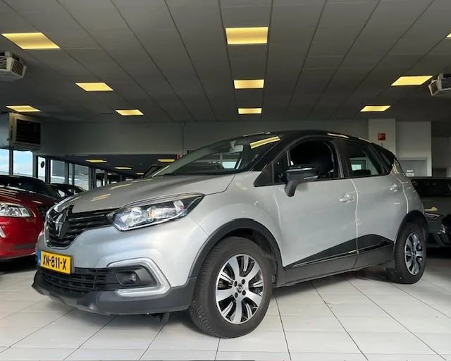 Renault Captur (2018) — foto 1
