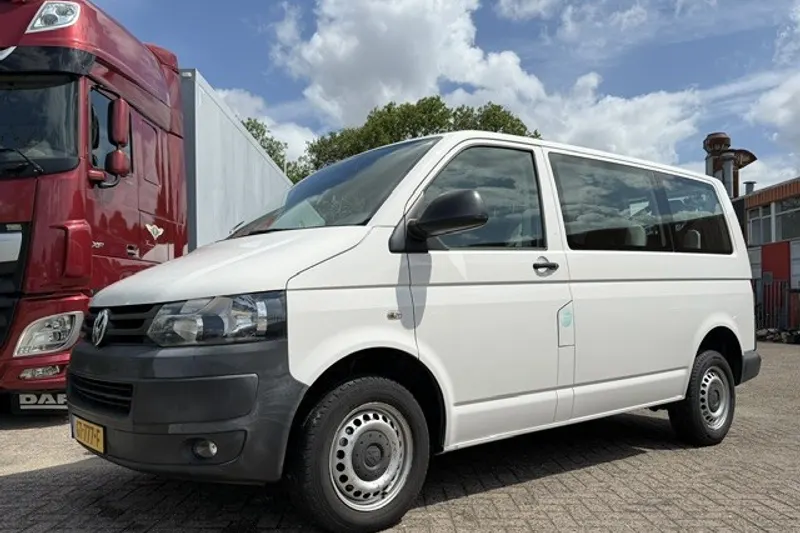 Volkswagen IAV (2015)