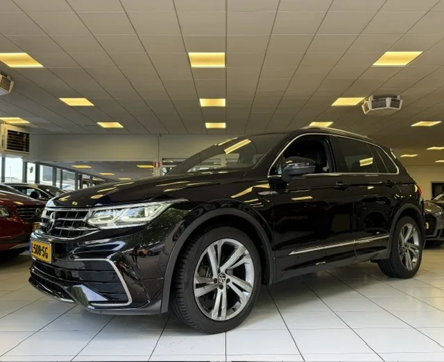 Volkswagen Tiguan (2020) — foto 1