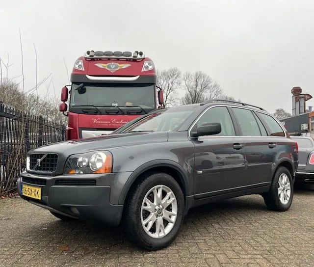 Volvo XC90 (2006) — foto 1