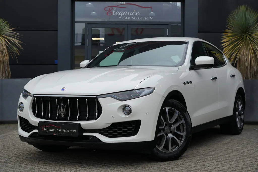 Maserati Levante (2016) — foto 1