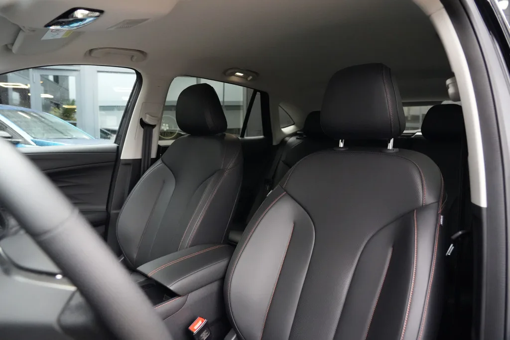 MG HS PHEV (2025) — foto 1