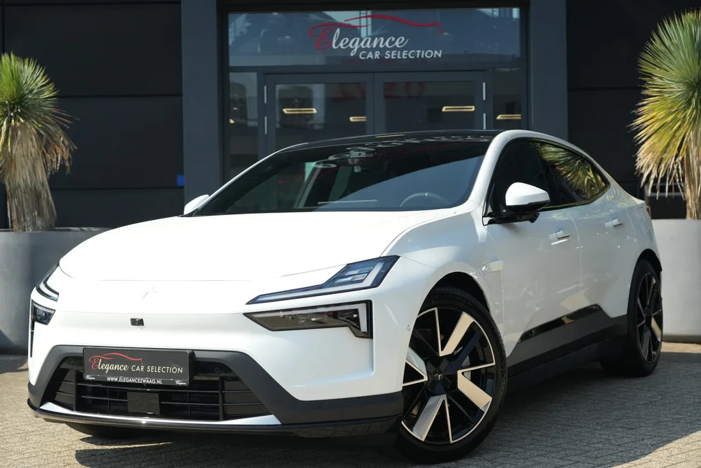 Polestar 4 (2026) — foto 1
