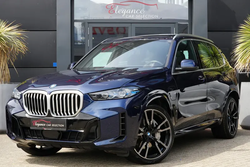 BMW X5 (2024)