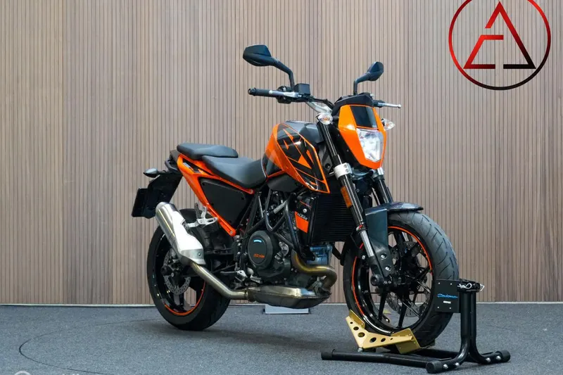 KTM 690 Duke (2017)