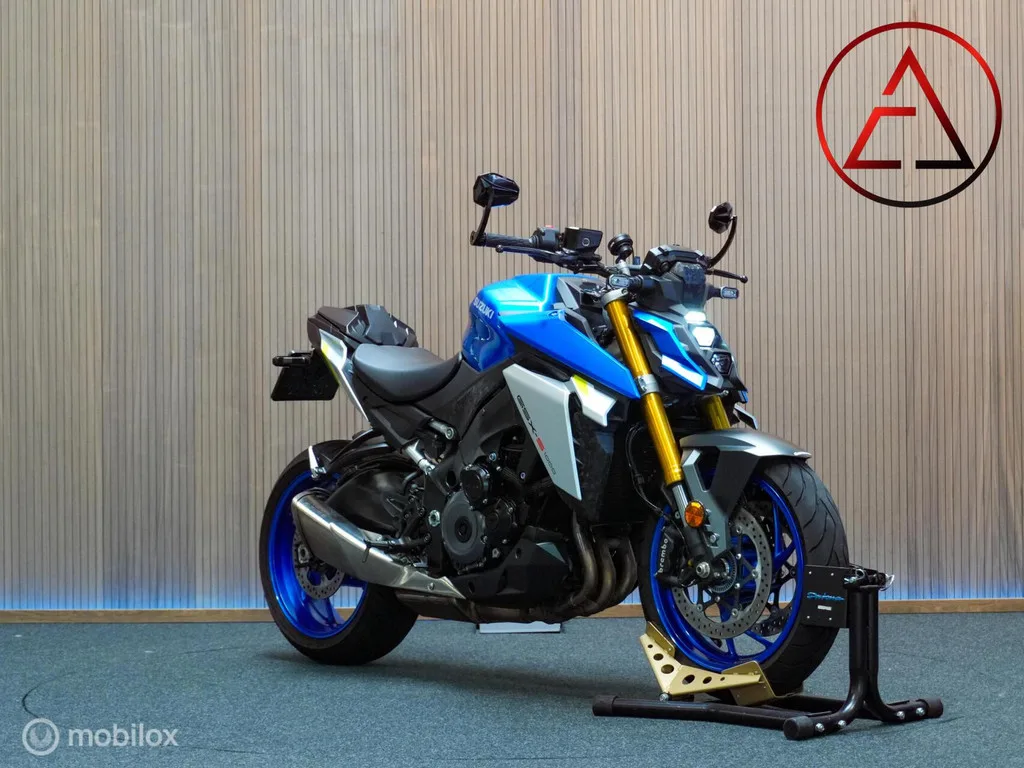 Suzuki GSX-S1000 (2021) — foto 1