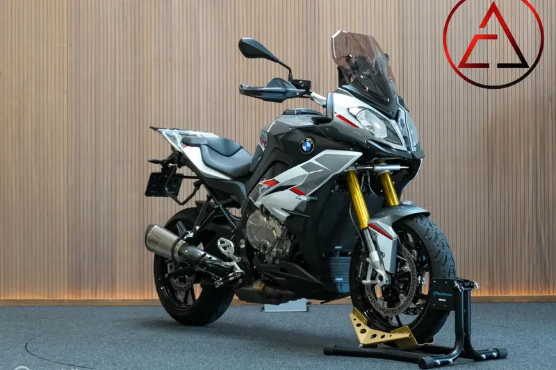 BMW S 1000 XR (2017)