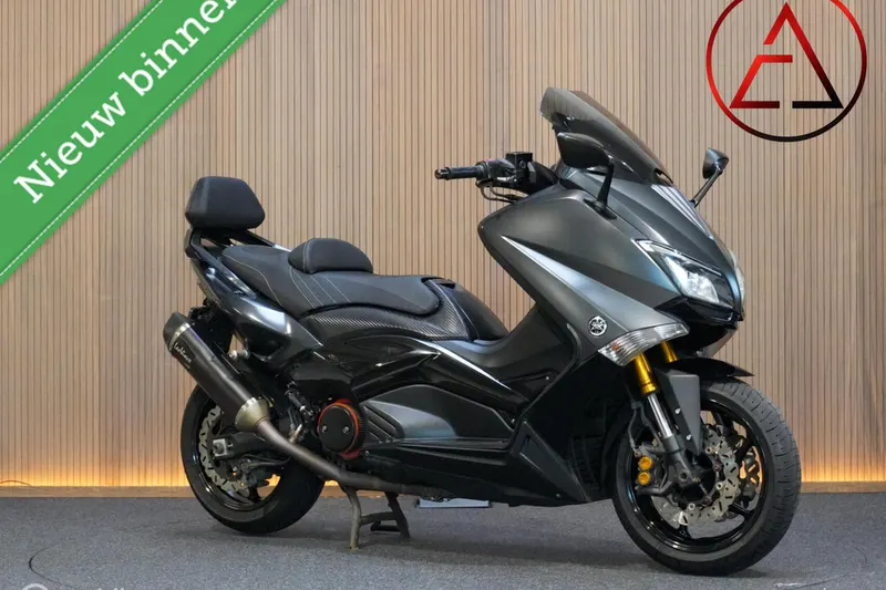 Yamaha 530 TMAX Iron Max (2016)