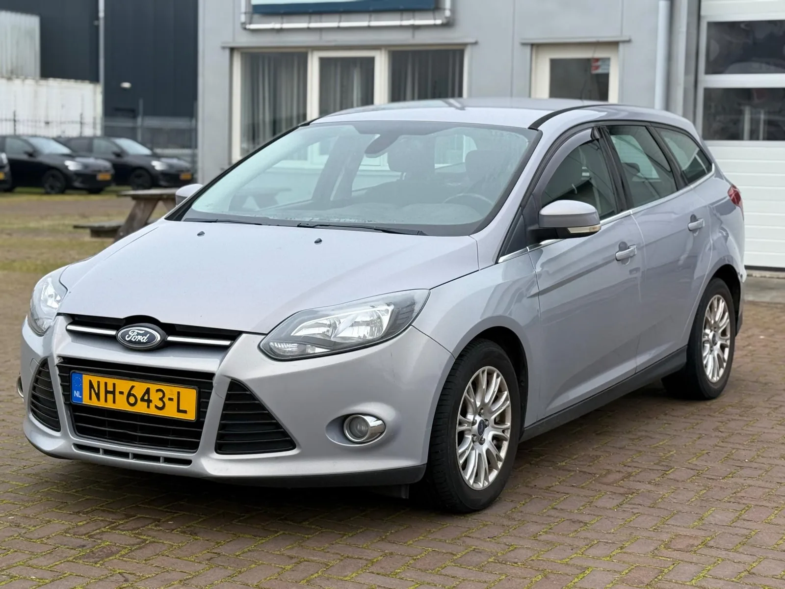 Ford Focus (2011) — foto 1