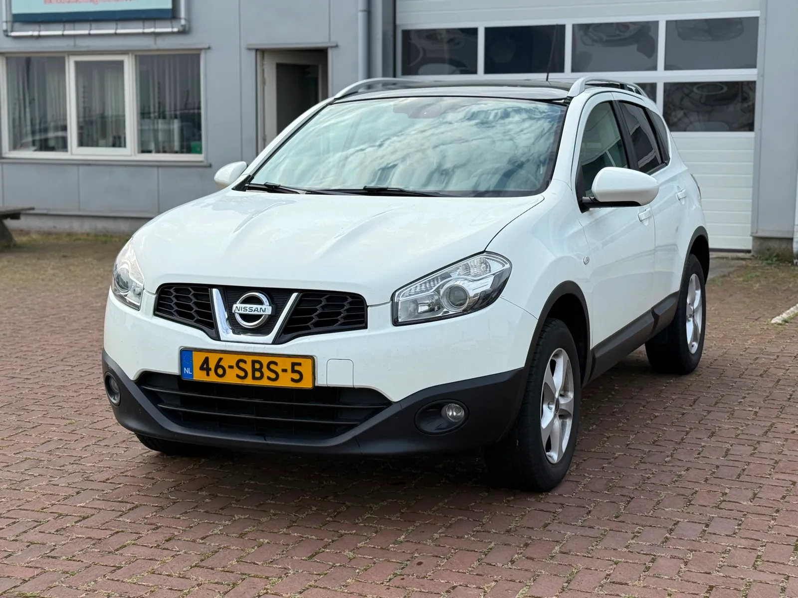 Nissan Qashqai (2011) — foto 1