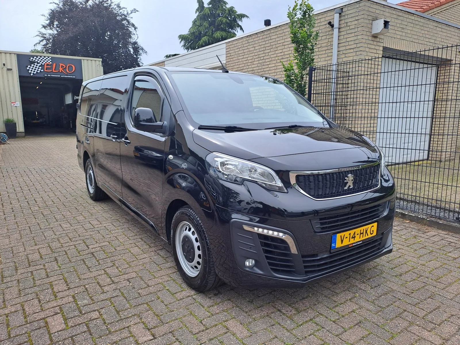 Peugeot Expert (2019) — foto 1