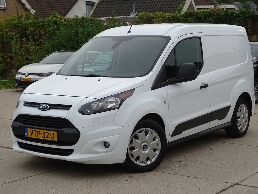 Ford Transit Connect (2018) — foto 1