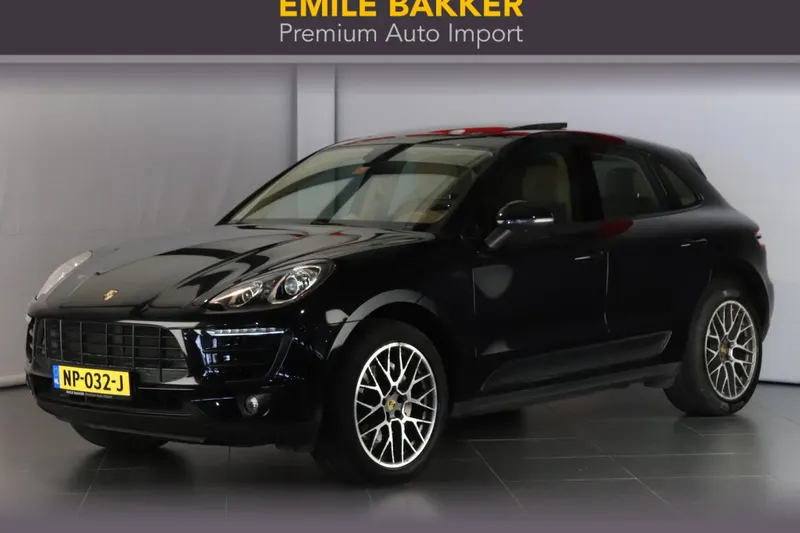 Porsche Macan (2015)
