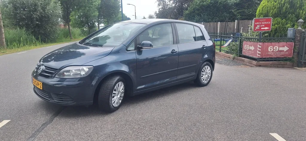 Volkswagen Golf Plus (2008) — foto 1