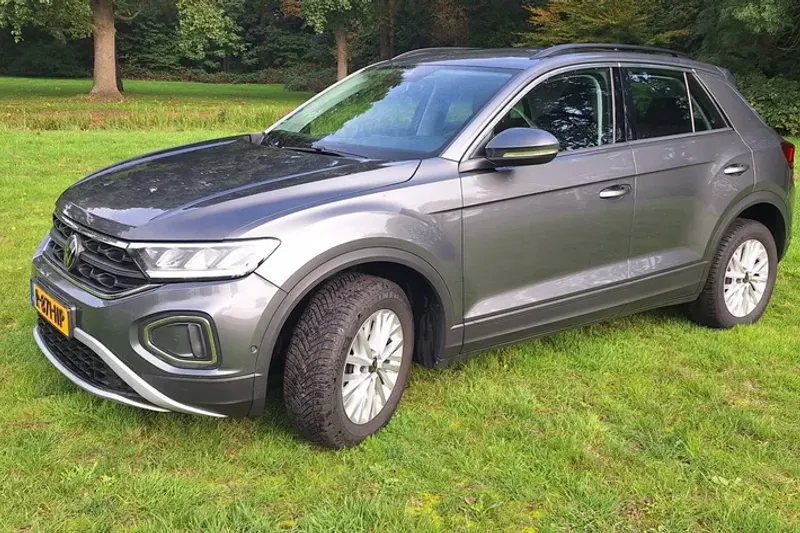 Volkswagen T-Roc (2022)