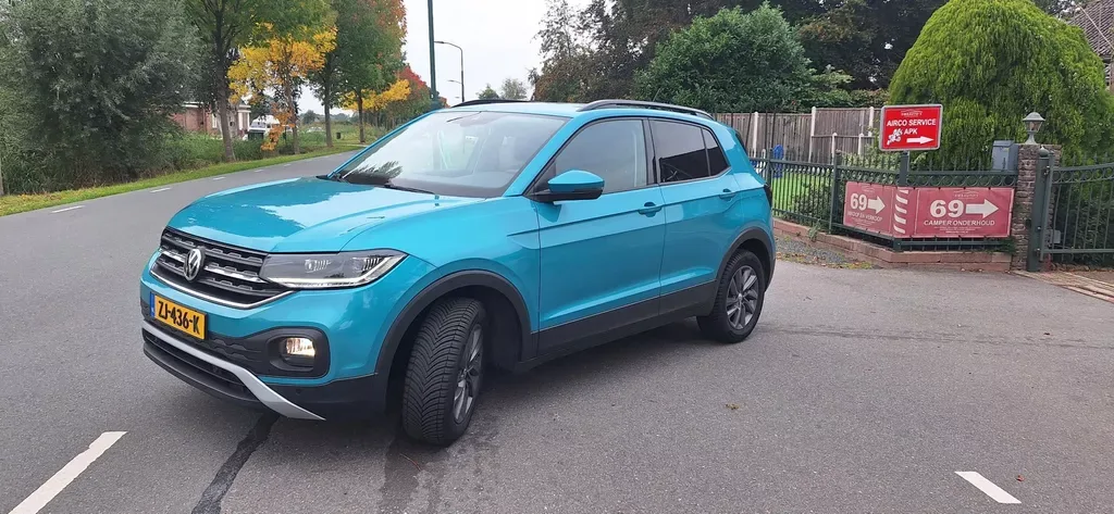 Volkswagen T-Cross (2019) — foto 1
