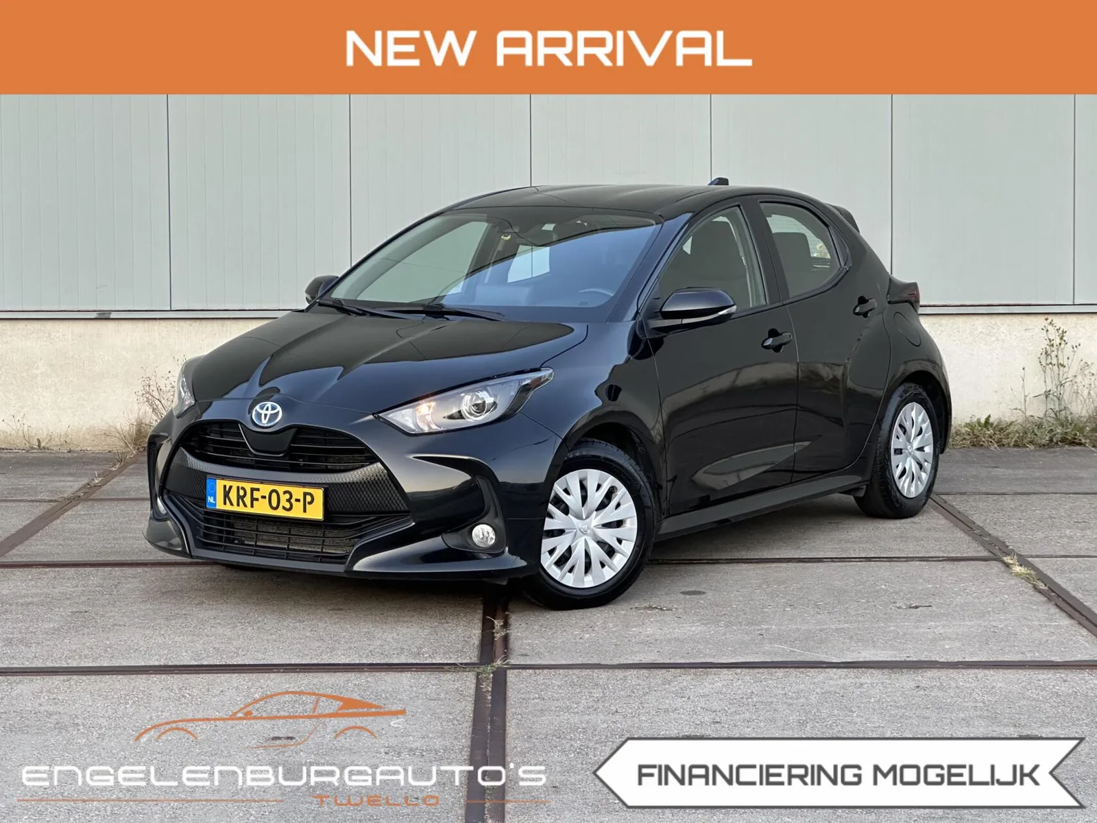 Toyota Yaris (2022) — foto 1