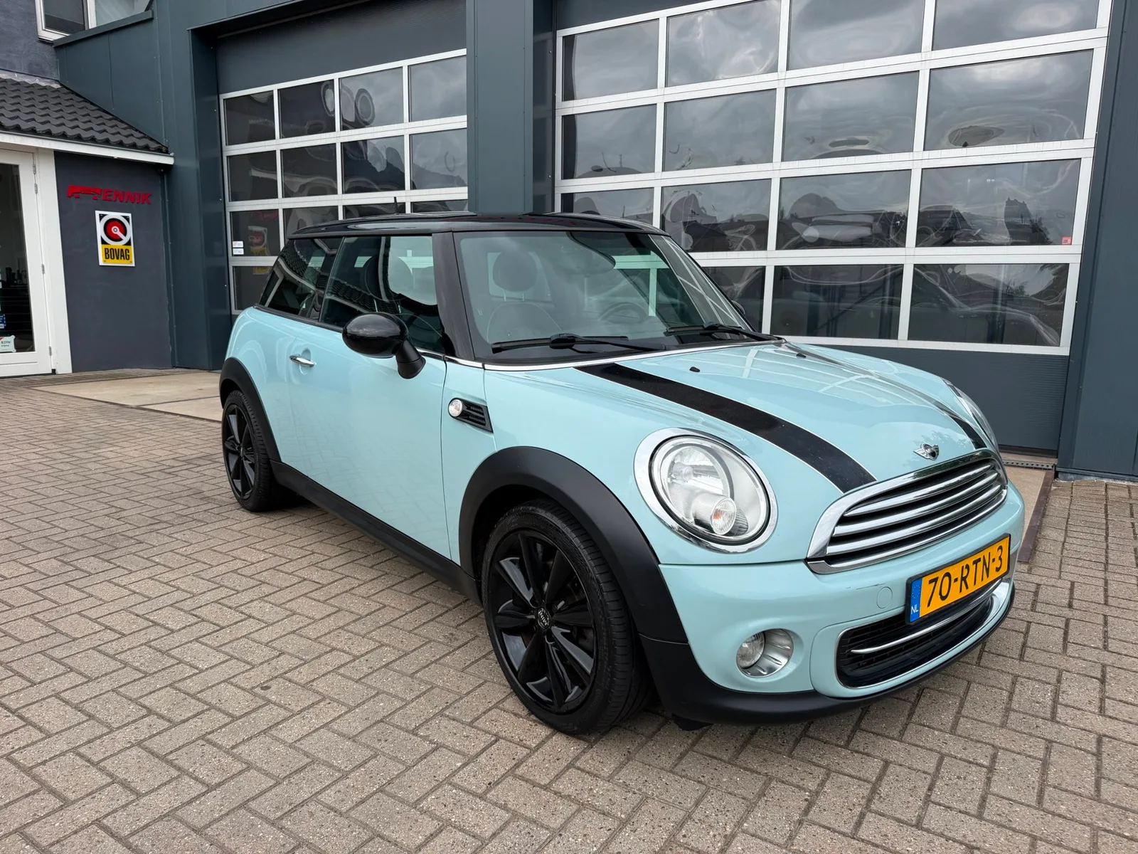 MINI Cooper (2011) — foto 1
