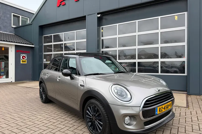 MINI Cooper (2018)
