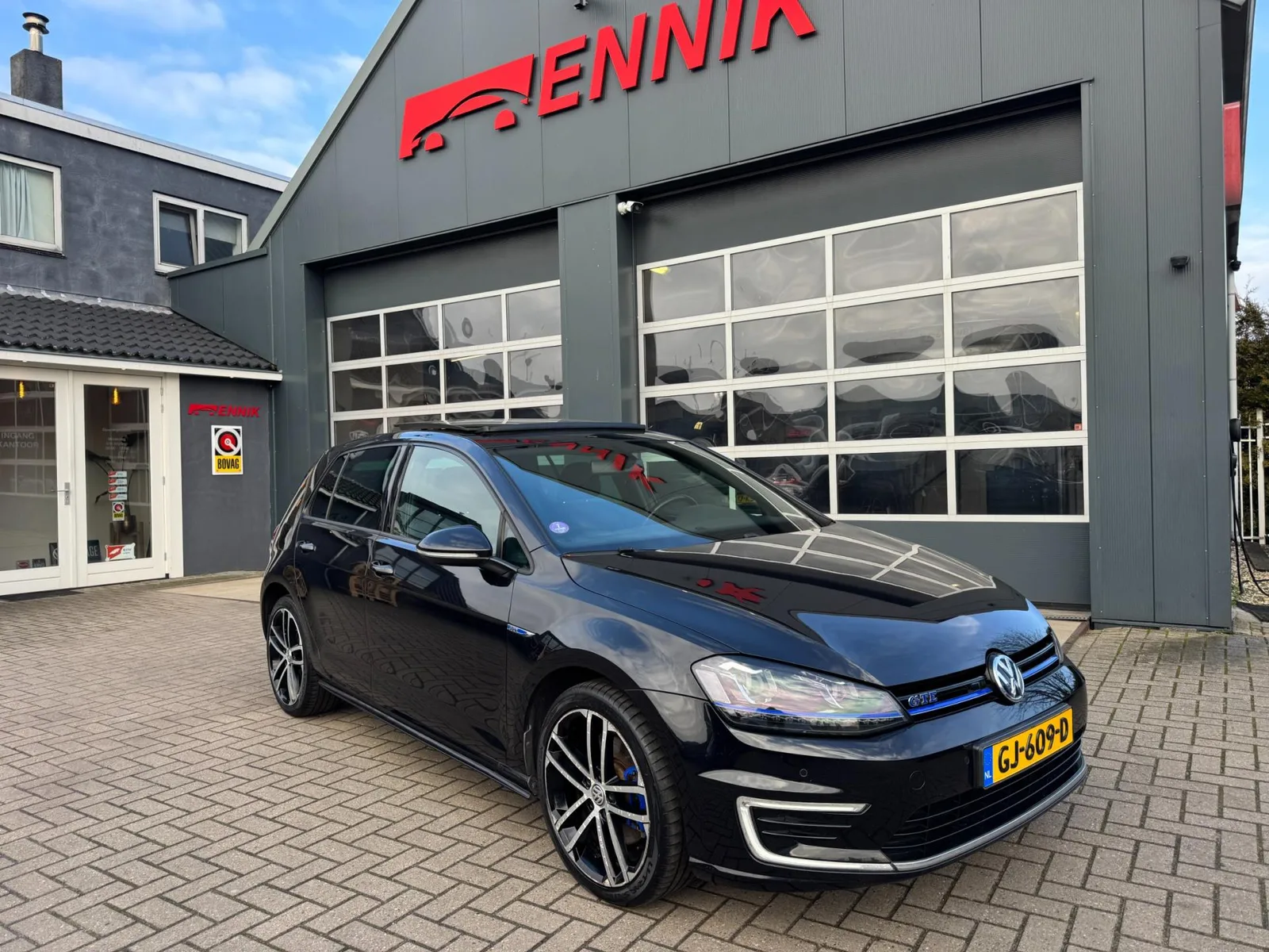 Volkswagen Golf (2015) — foto 1