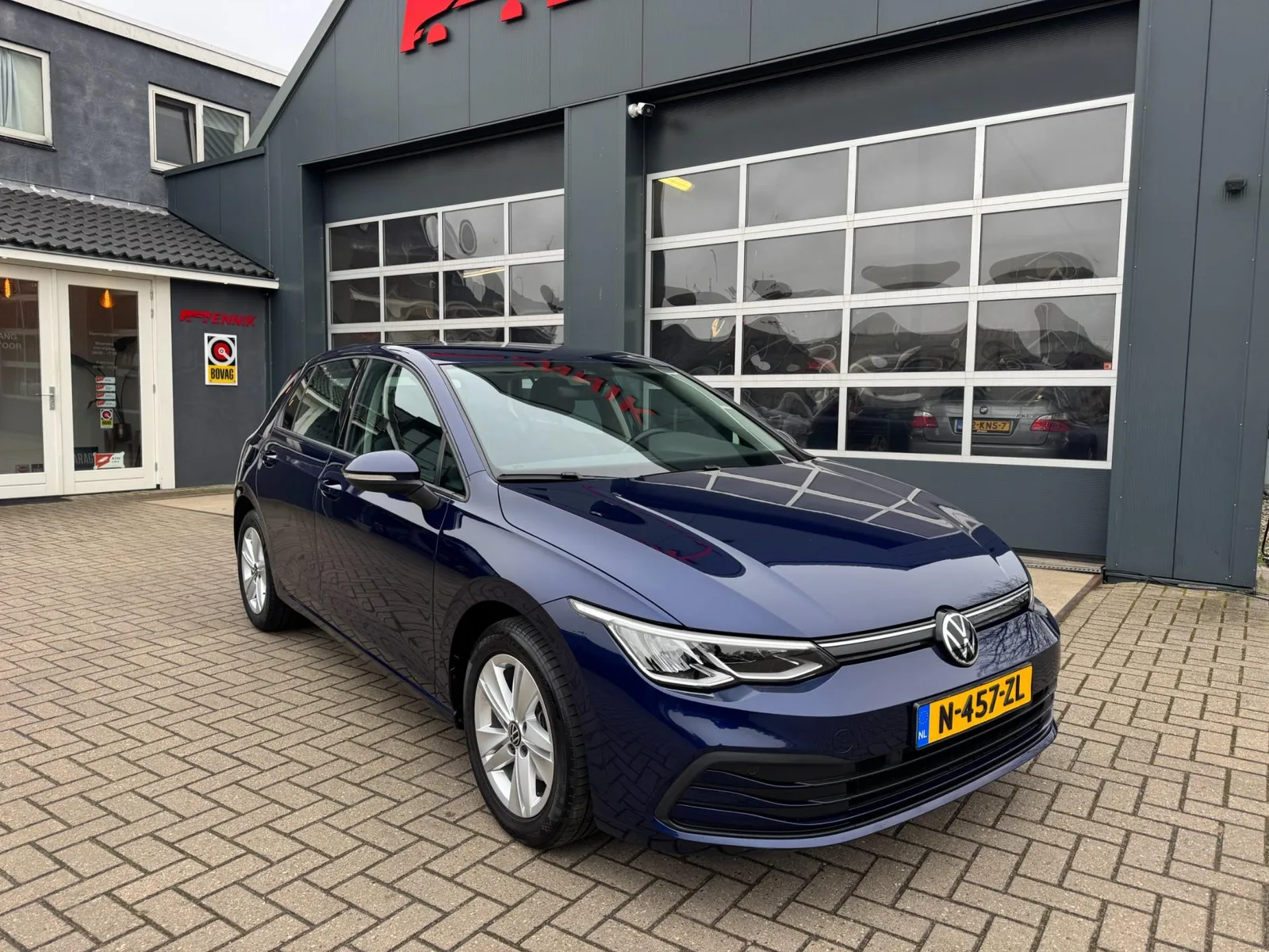 Volkswagen Golf (2021) — foto 1