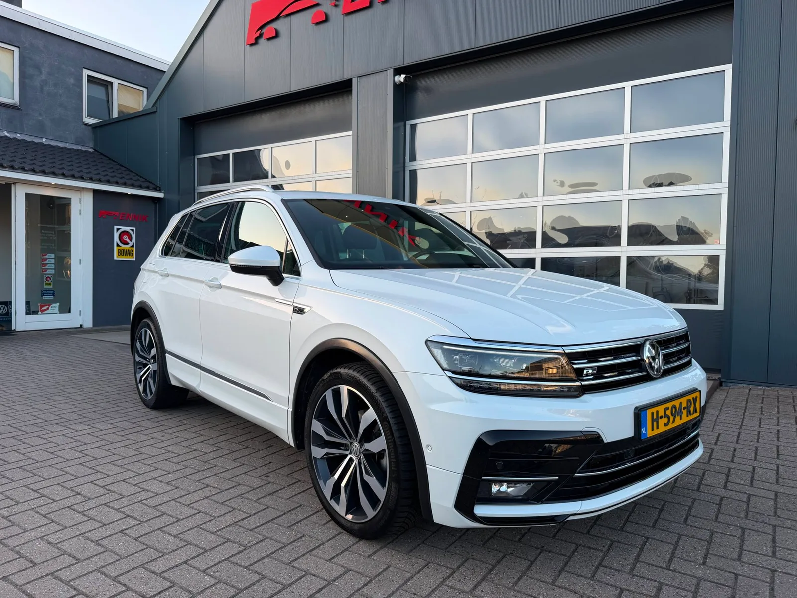 Volkswagen Tiguan (2020) — foto 1