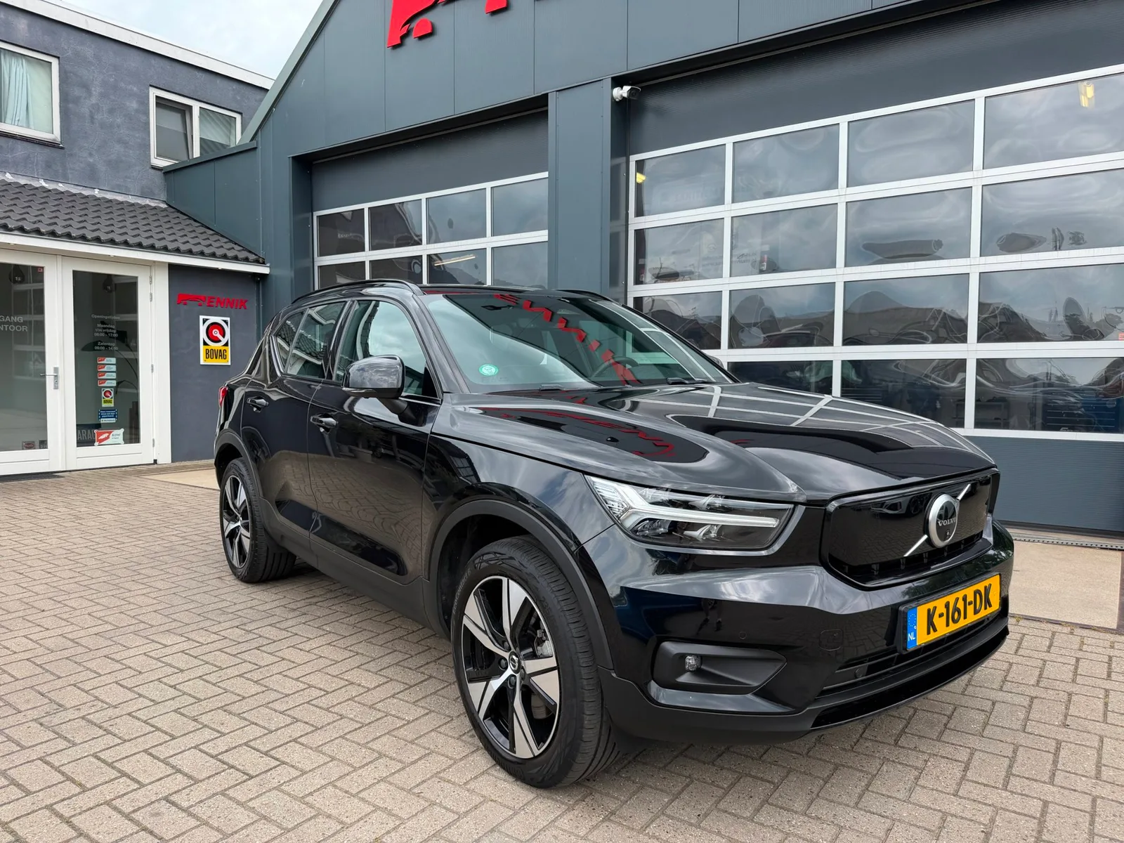 Volvo XC40 (2020) — foto 1