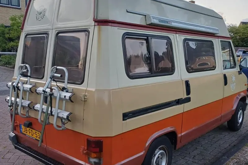 Peugeot J-5 (1989)