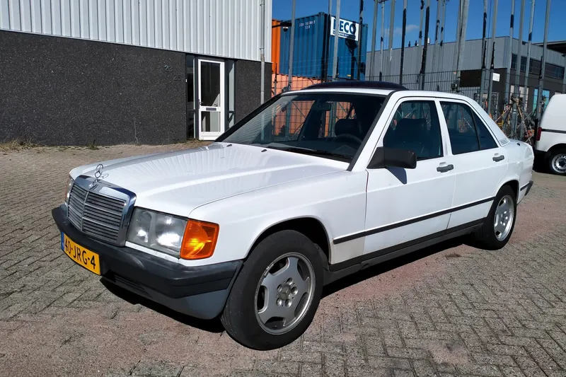 Mercedes-Benz 190-Serie (1986)