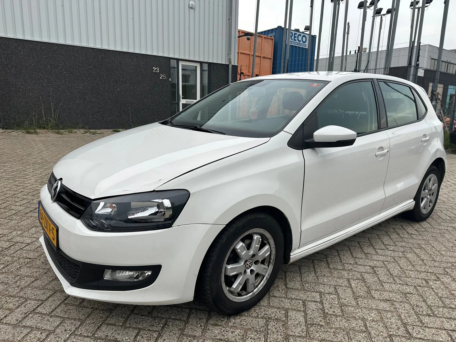 Volkswagen Polo (2012) — foto 1