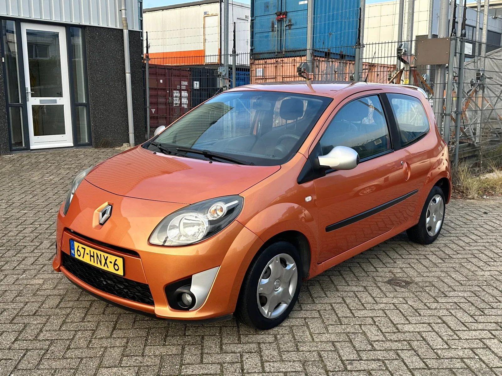 Renault Twingo (2009) — foto 1