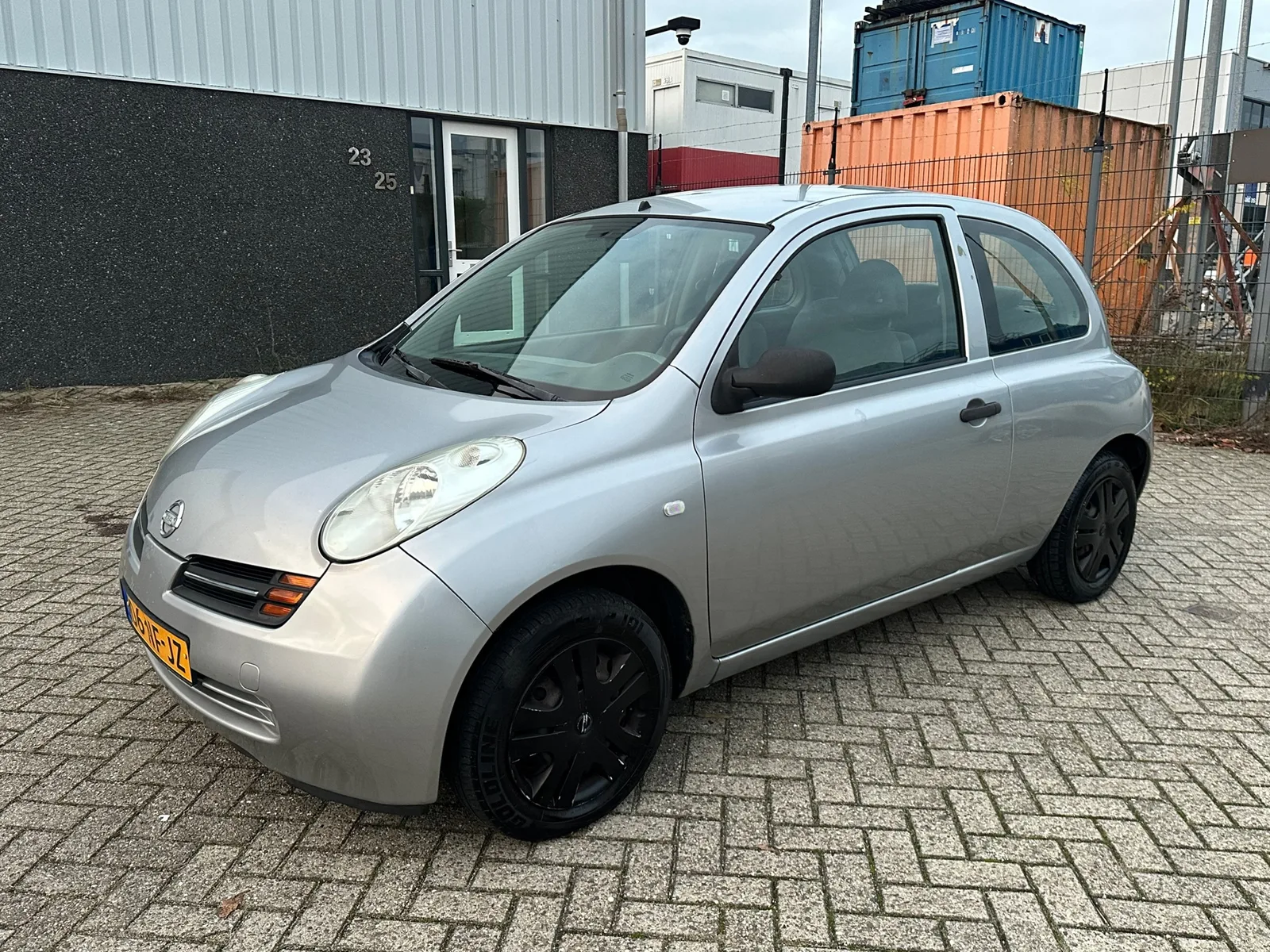 Nissan Micra (2003) — foto 1