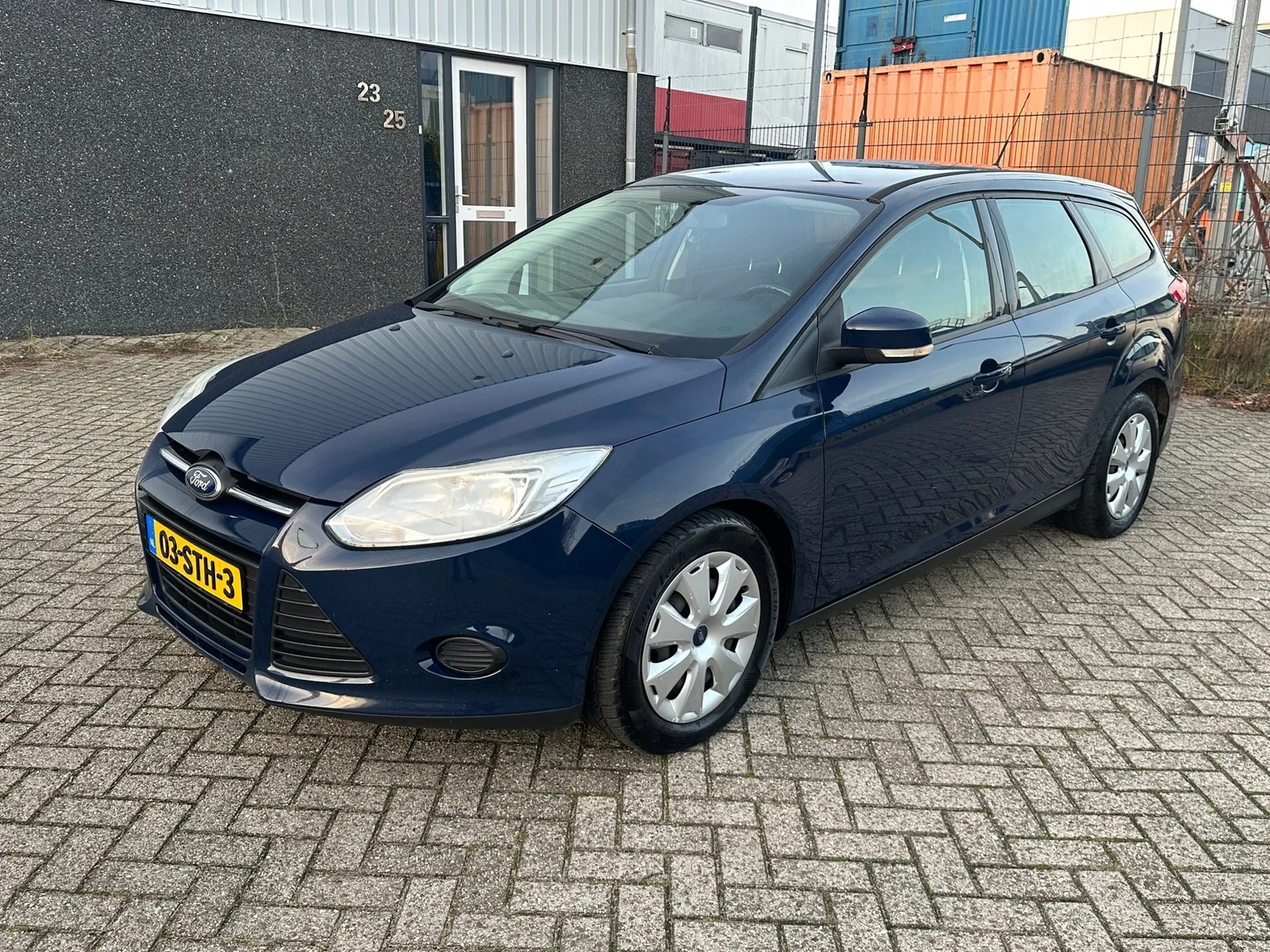 Ford Focus (2011) — foto 1