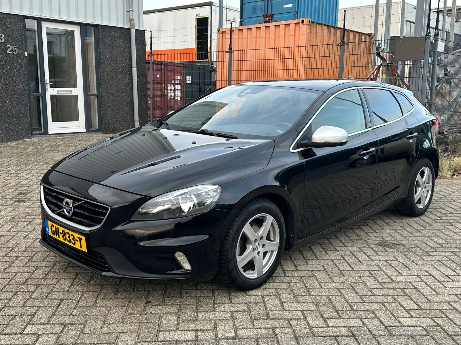 Volvo V40 (2015) — foto 1