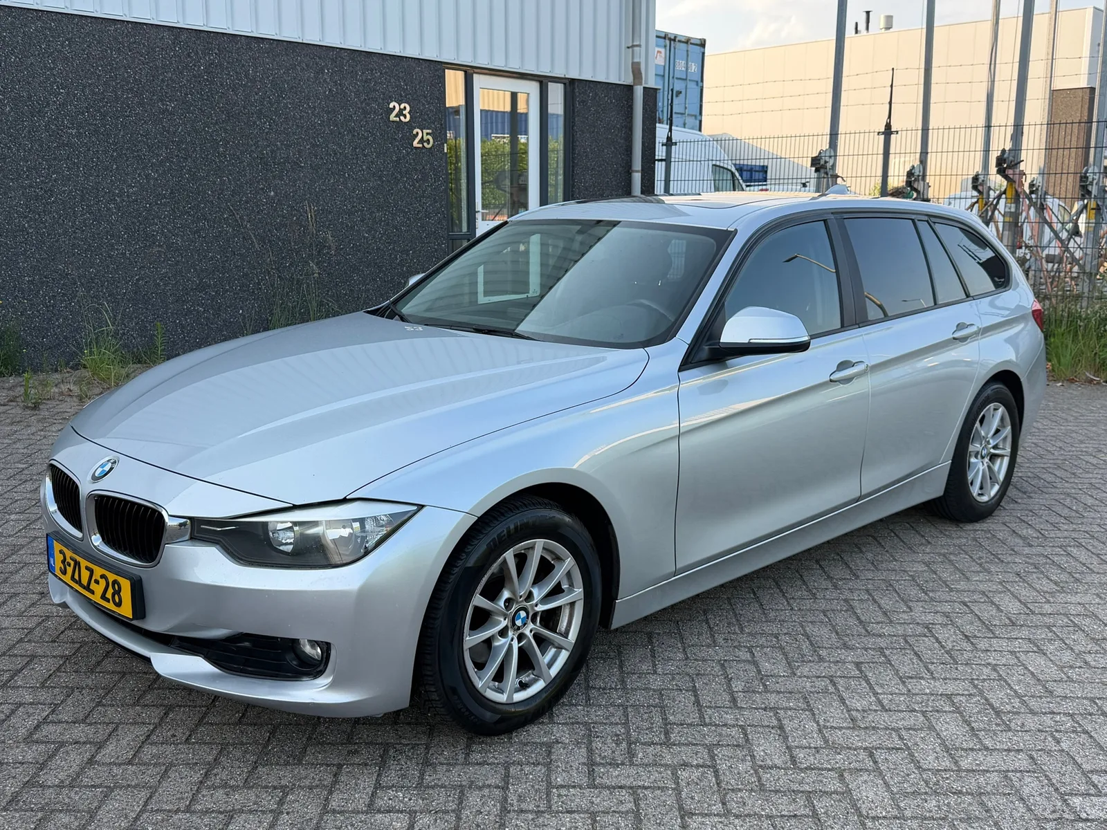 BMW 3-Serie (2013) — foto 1