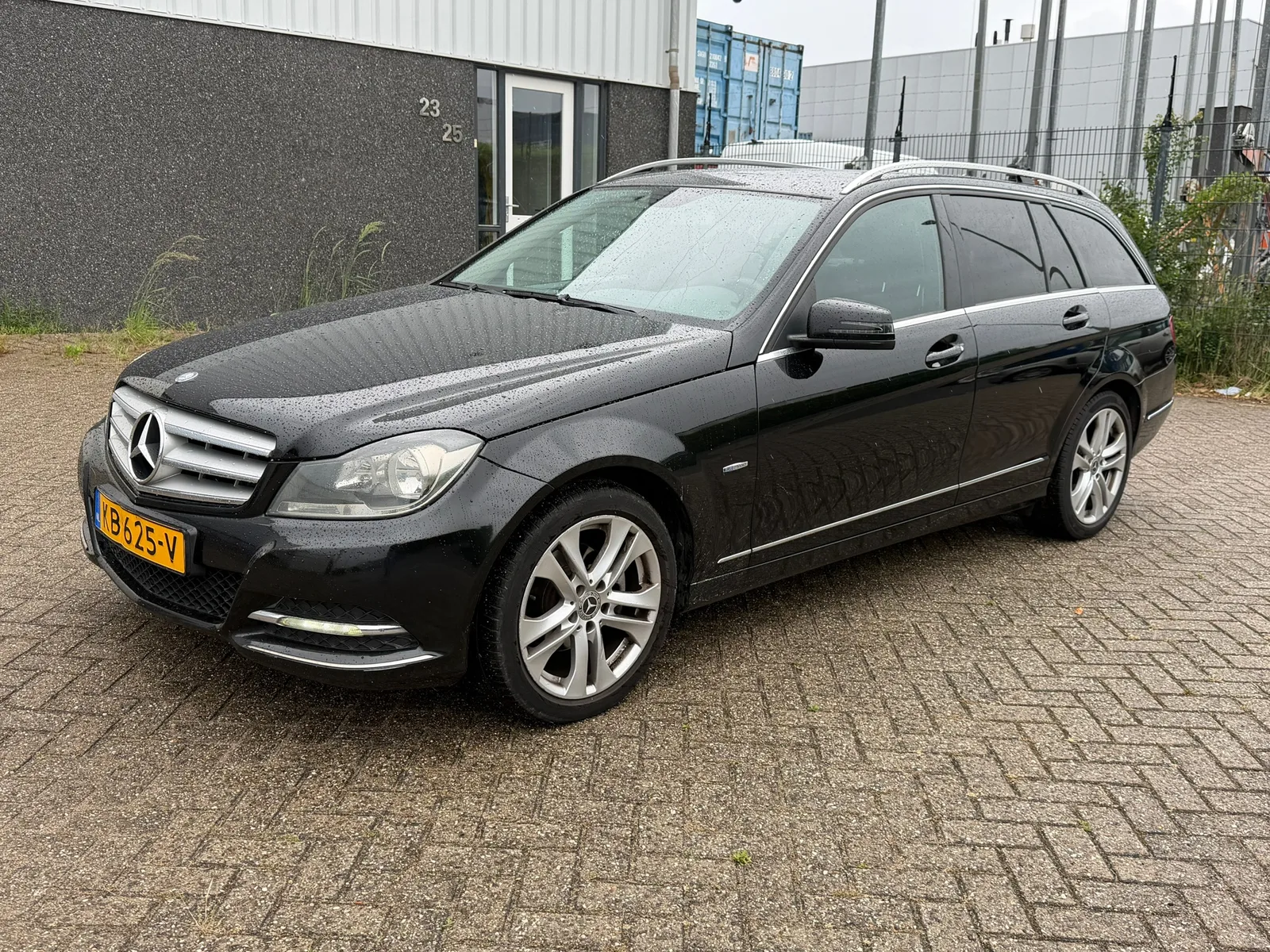 Mercedes-Benz C-Klasse (2011) — foto 1