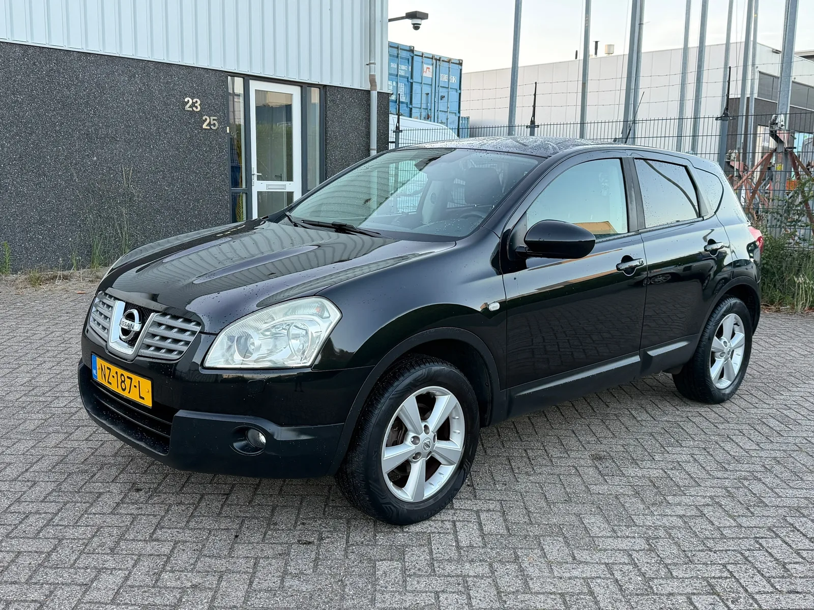 Nissan Qashqai (2009) — foto 1