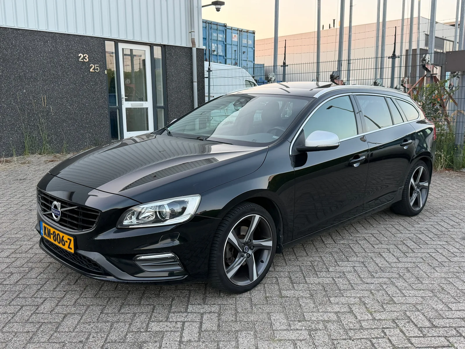Volvo V60 (2016) — foto 1