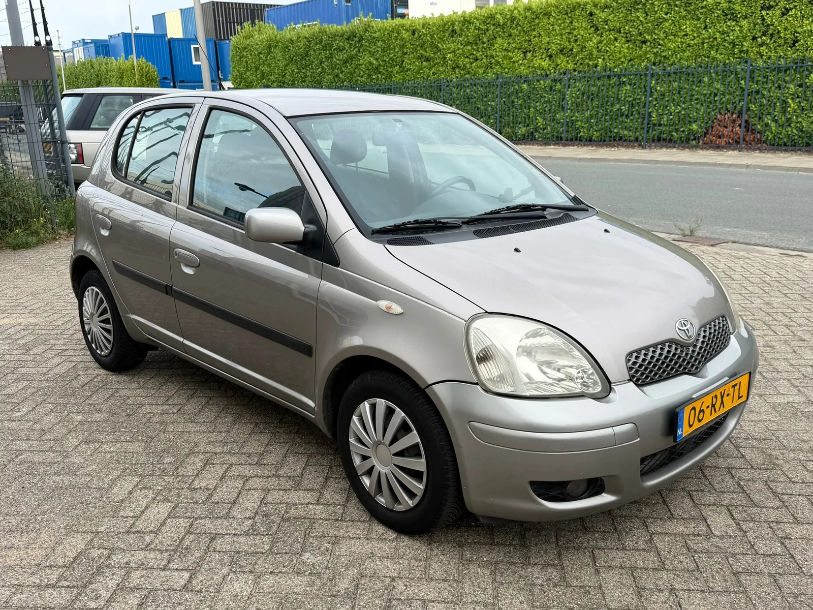 Toyota Yaris (2005) — foto 1