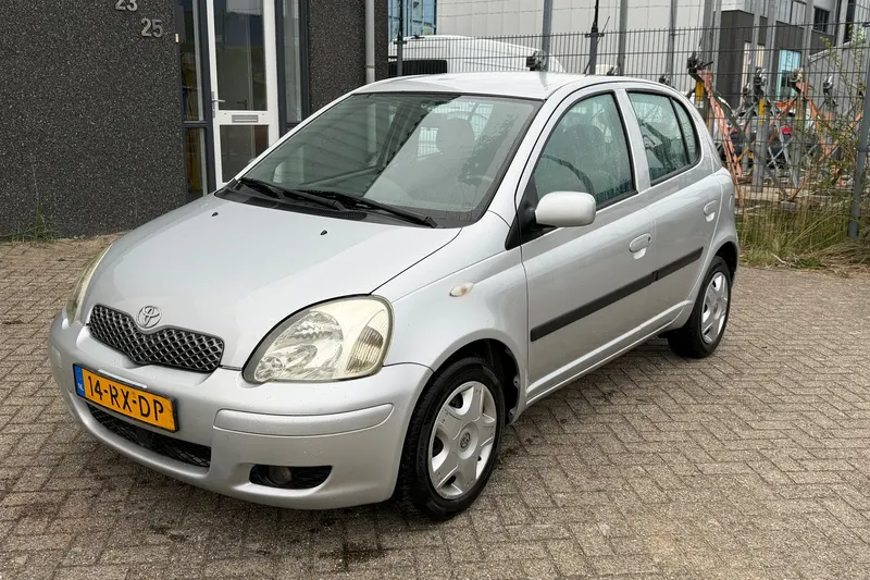 Toyota Yaris (2005)
