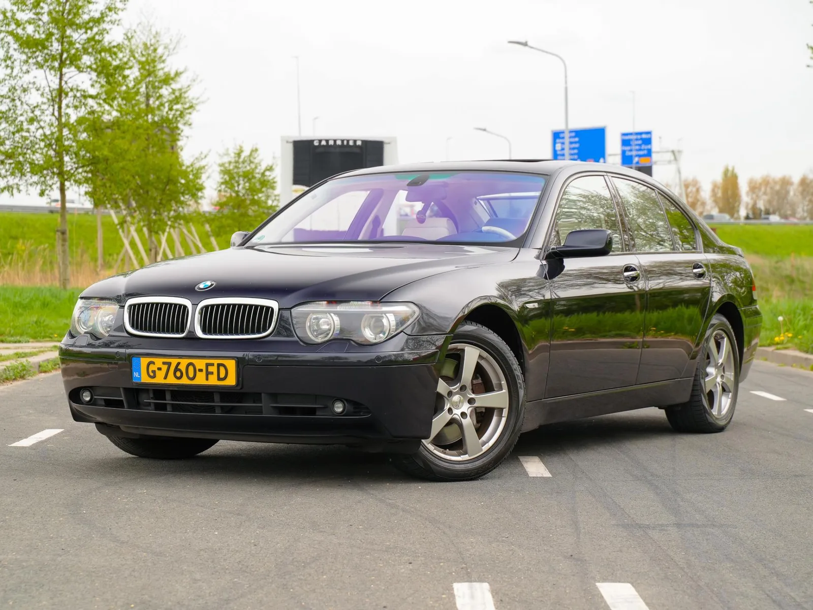 BMW 7-Serie (2003) — foto 1