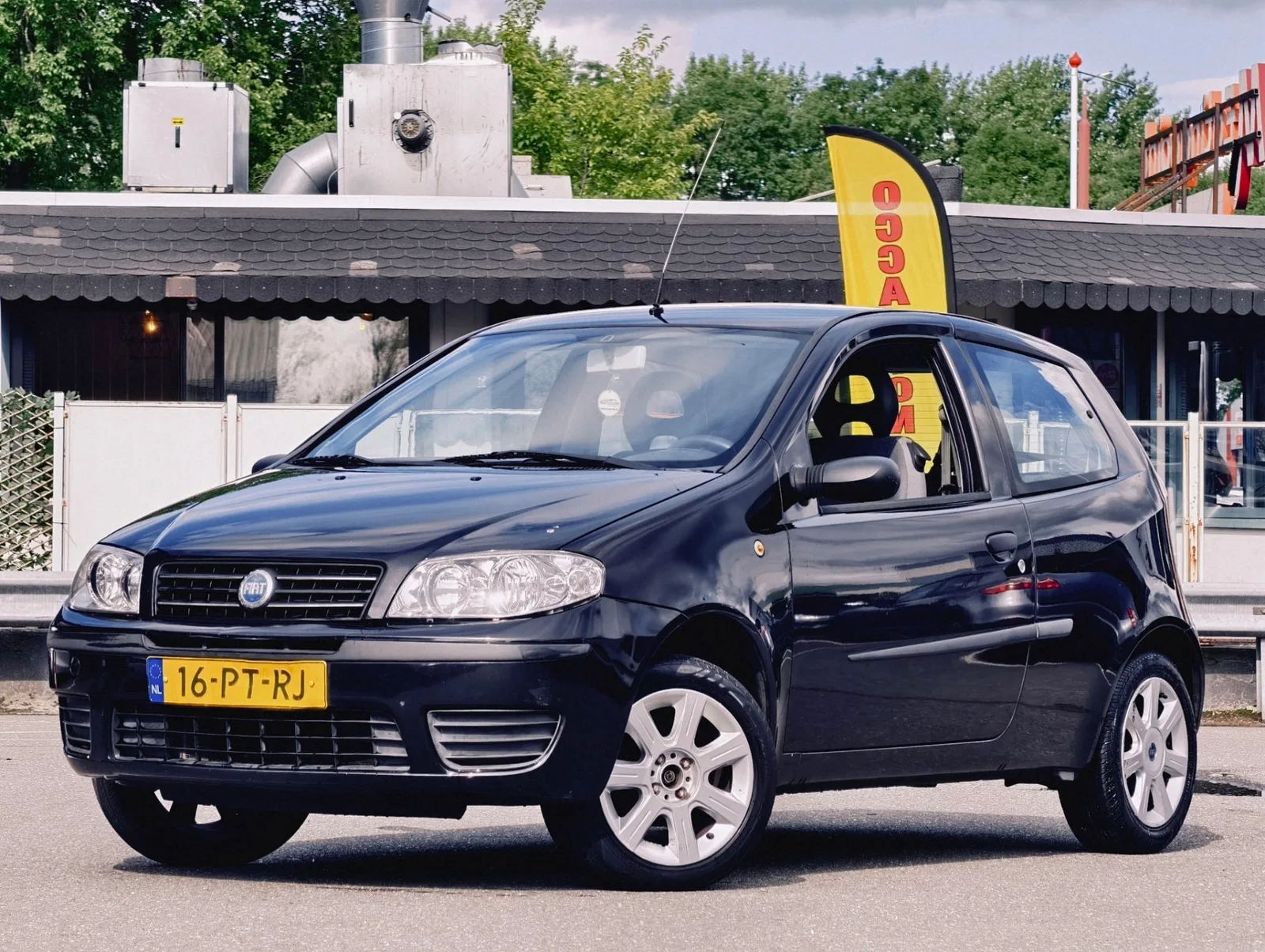 Fiat Punto (2004) — foto 1