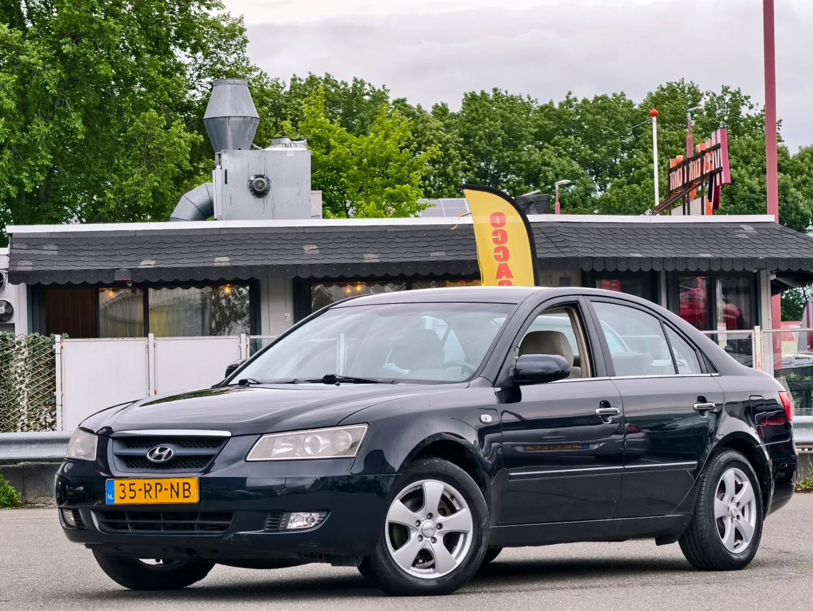 Hyundai Sonata (2005) — foto 1