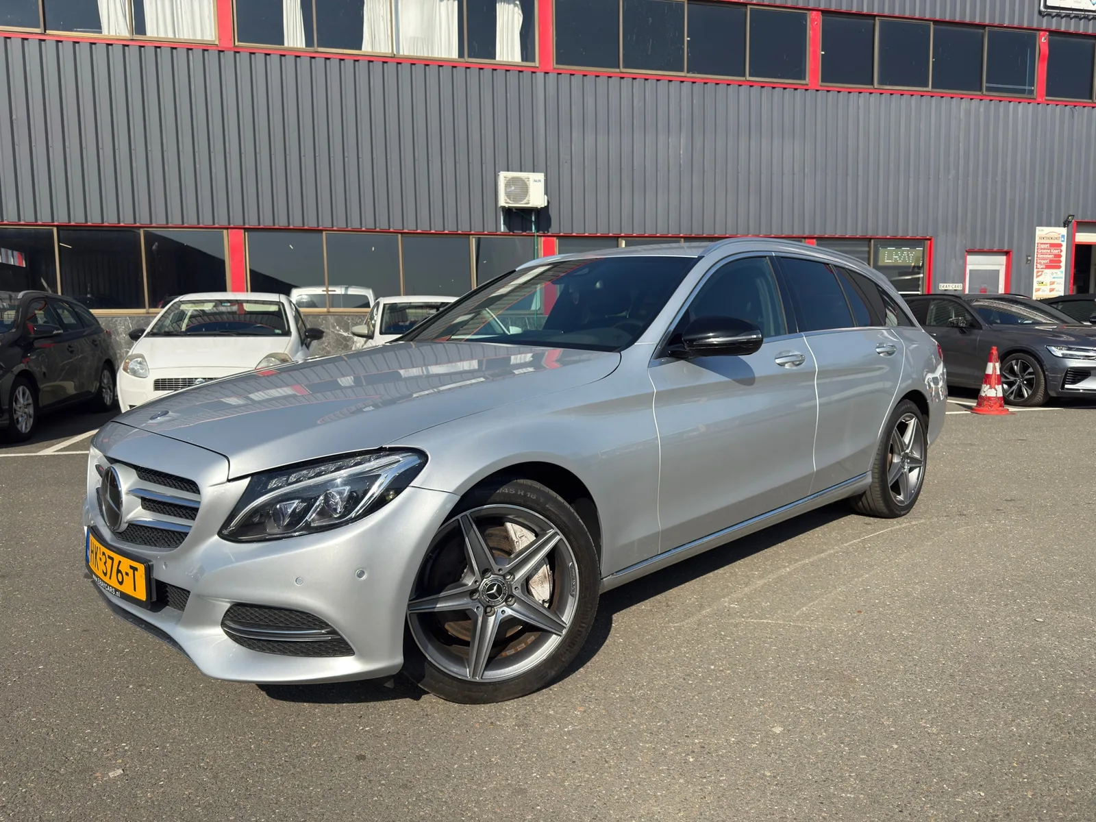 Mercedes-Benz C-Klasse (2015) — foto 1