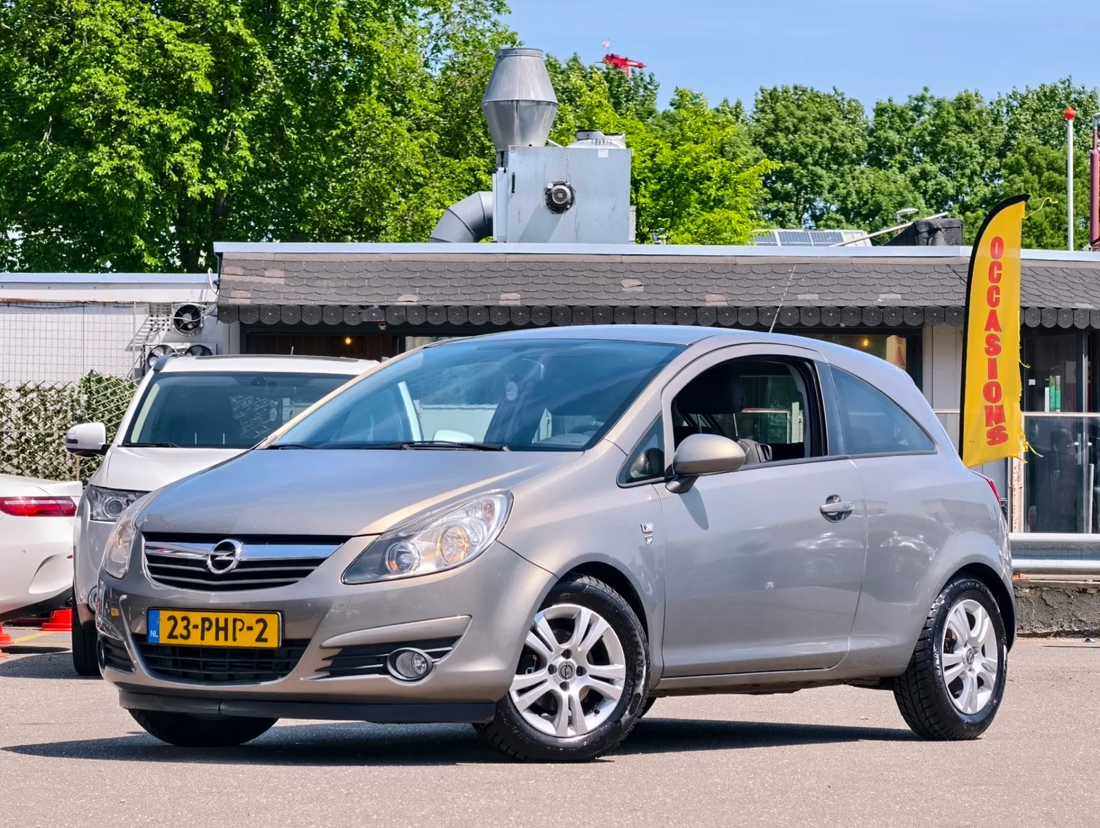 Opel Corsa (2011) — foto 1